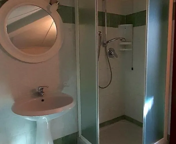 Nocleg ze śniadaniem Il Villino 2*